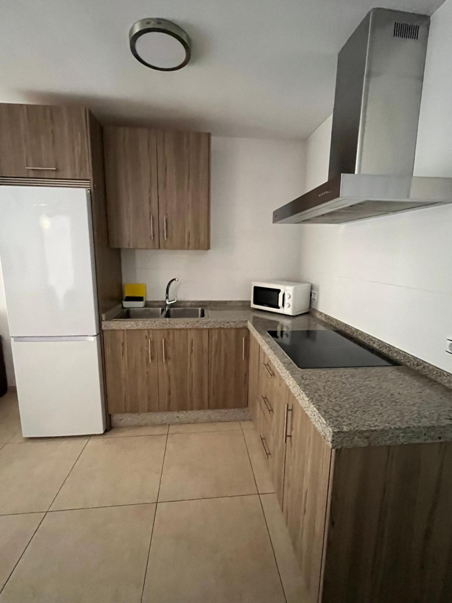 Appartamento Amaner Capri Torre Del Mar Esterno foto